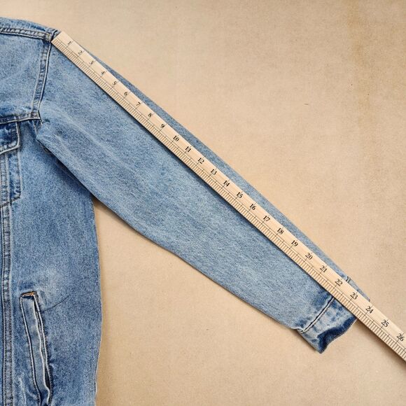 BERSHKA Denim Jean Jacket XS (oversized) Light Wash Lightly Distressed Designer - Picture 11 of 12